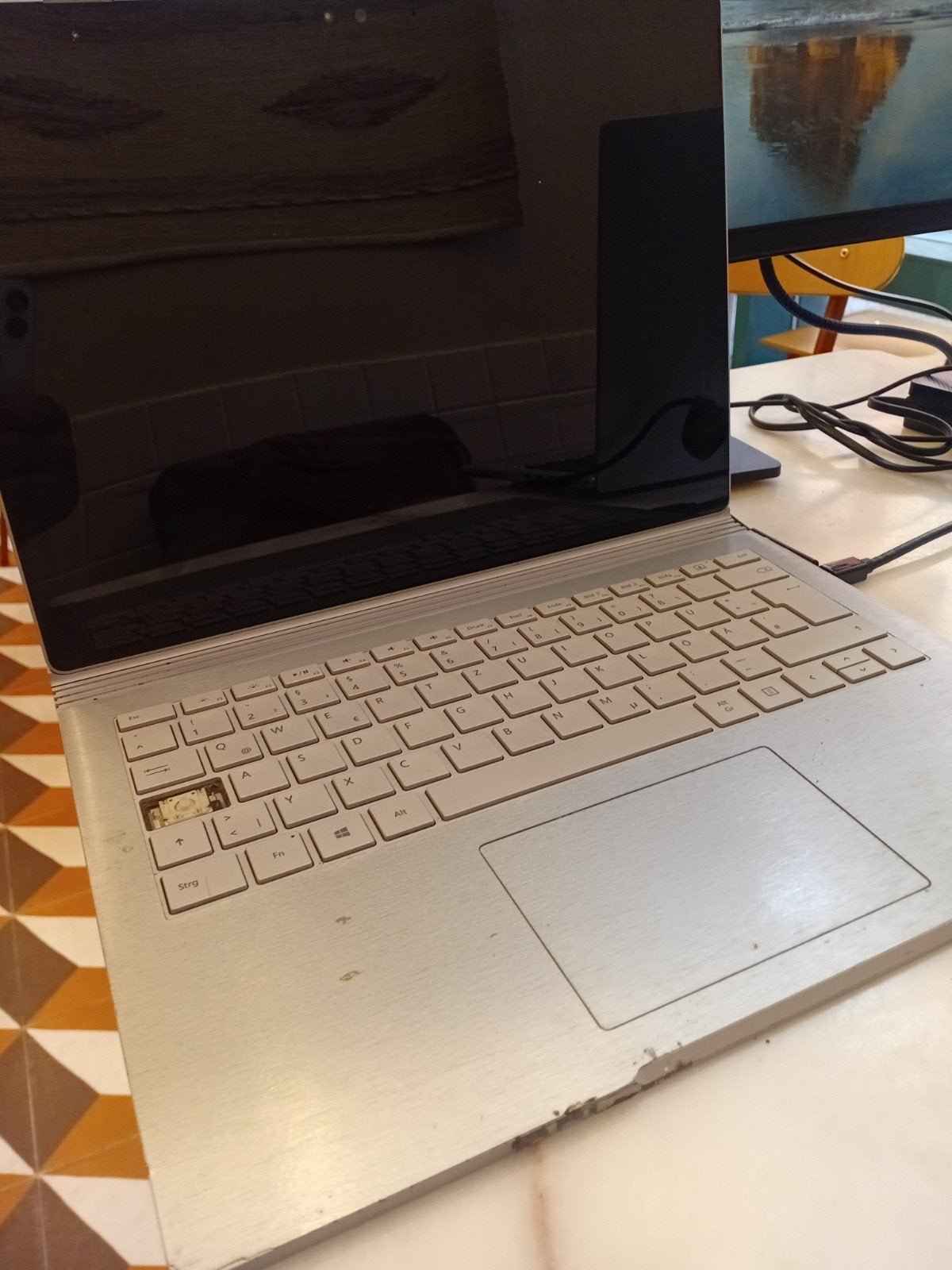 Microsoft Surface Book 1, i7 - Defect scherm, Computers en Software, 2 tot 3 Ghz, Qwerty, 13 inch, Met touchscreen
