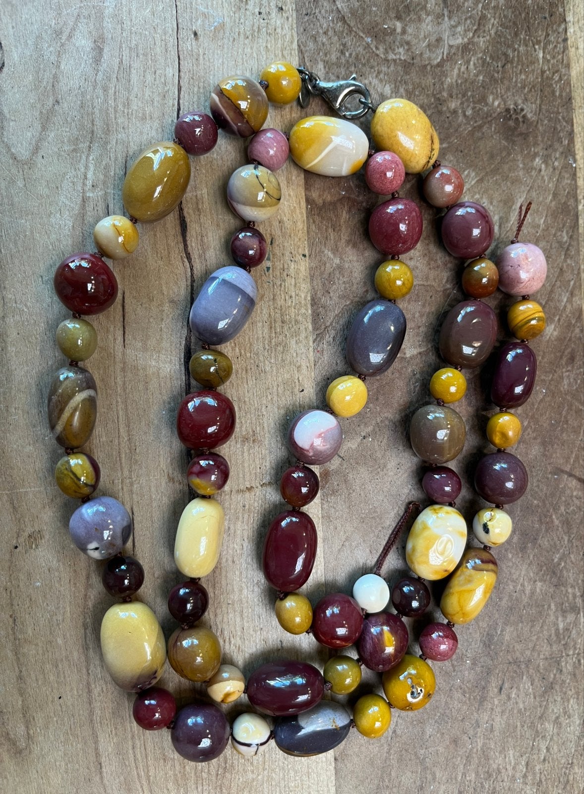 Prachtige herfstkleuren Jaspis ketting 85cm, Gebruikt, Overige kleuren, Ophalen of Verzenden, Steen of Mineraal