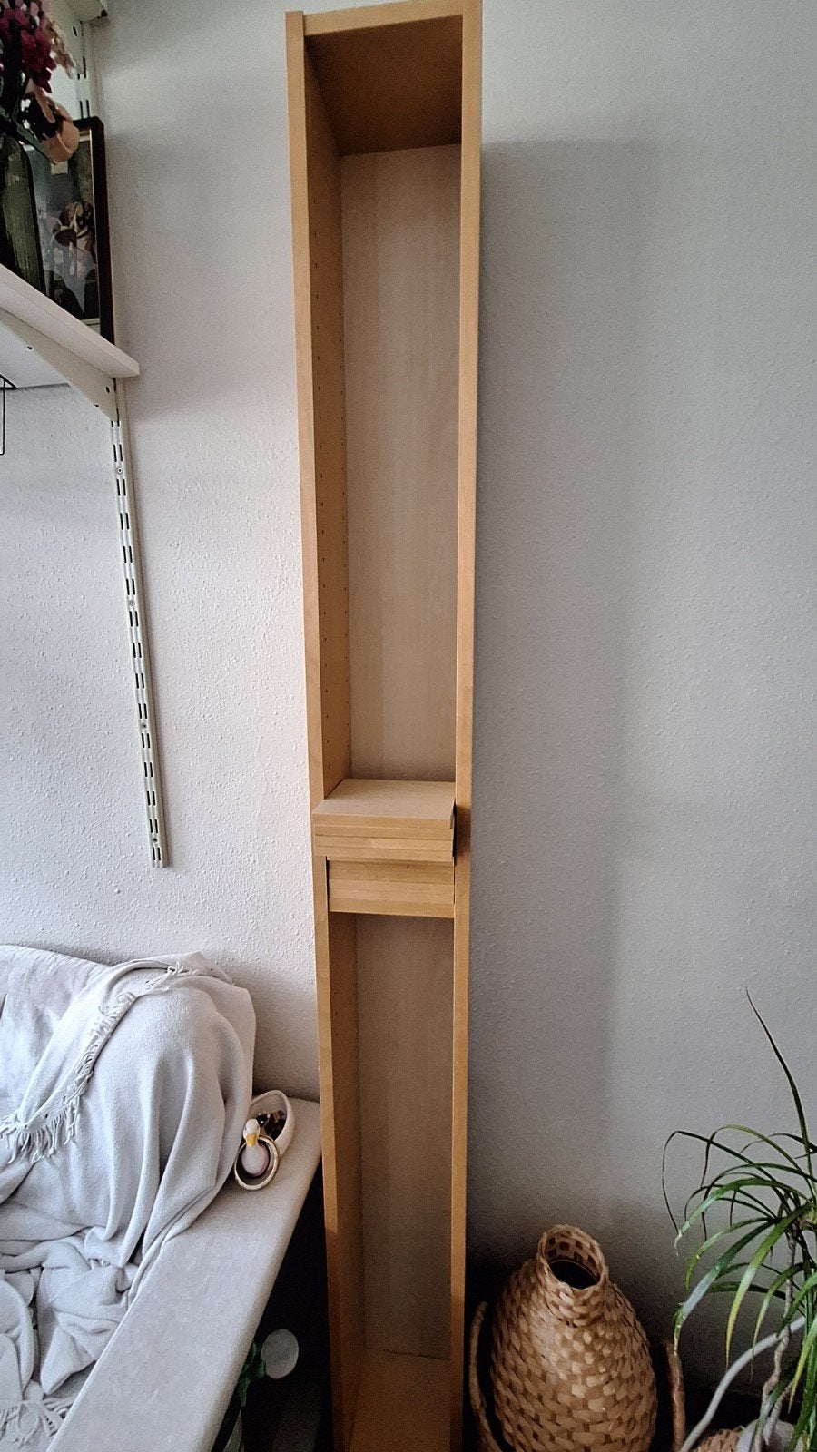 ikea gnedby cd / wand meubel / kast, Ophalen, Met plank(en), Minder dan 50 cm, 200 cm of meer