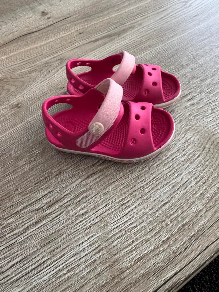 Roze Crocs sandalen maat 22/23, Ophalen of Verzenden, Gebruikt, Meisje, Schoentjes