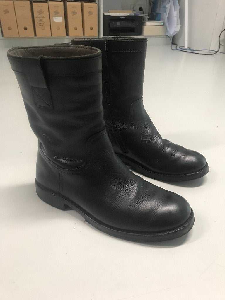Moma laarzen,  41 (valt als maat 41,5) zeer goede staat!, Kleding | Dames, Schoenen, Zwart, Lage of Enkellaarzen, Ophalen of Verzenden