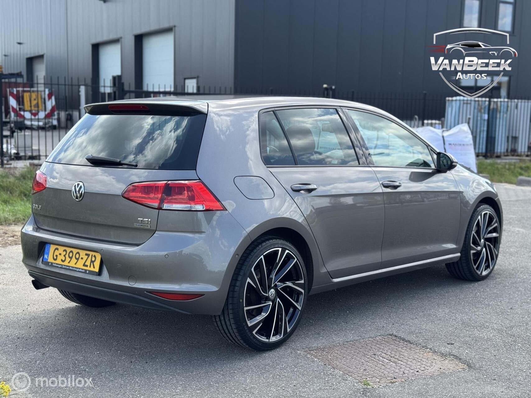 Volkswagen Golf 1.2 TSI Highline Dsg Nap, Euro 5, Gebruikt, Automatische klimaatregeling, 4 cilinders