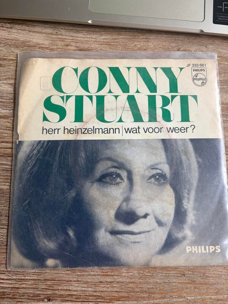 Conny Stuart - Herr Heinzelmann / Wat Voor Weer?, Gebruikt, 7 inch, Levenslied of Smartlap, 1960 - 1969