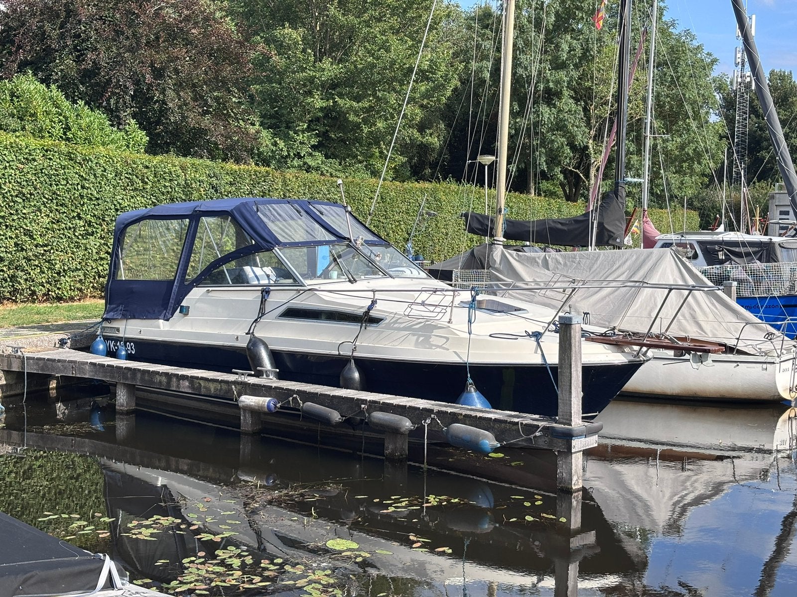 Bayliner 2655 Ciera Sunbridge – compleet met 3-assige, Watersport en Boten, Motorboten en Motorjachten, 9 m, Gebruikt, Boegschroef
