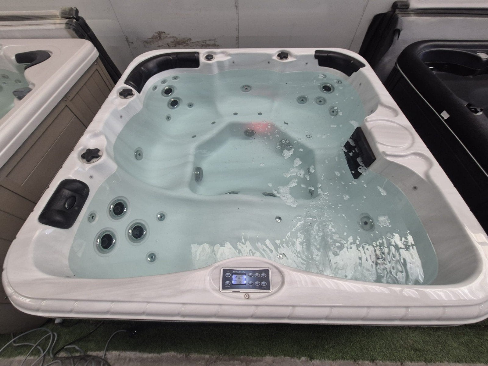 5 pers balboa spa‼️PERFECT VOOR RUG EN SCHOUDER KLACHTEN, Ophalen of Verzenden, Nieuw, Filter
