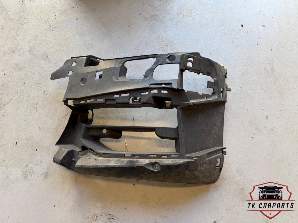 Bmw 5Serie G30/G31 bumper binnenwerk links, Petuelring 130
80788  Munich, DE, Gebruikt, Info@bmw.de, Links