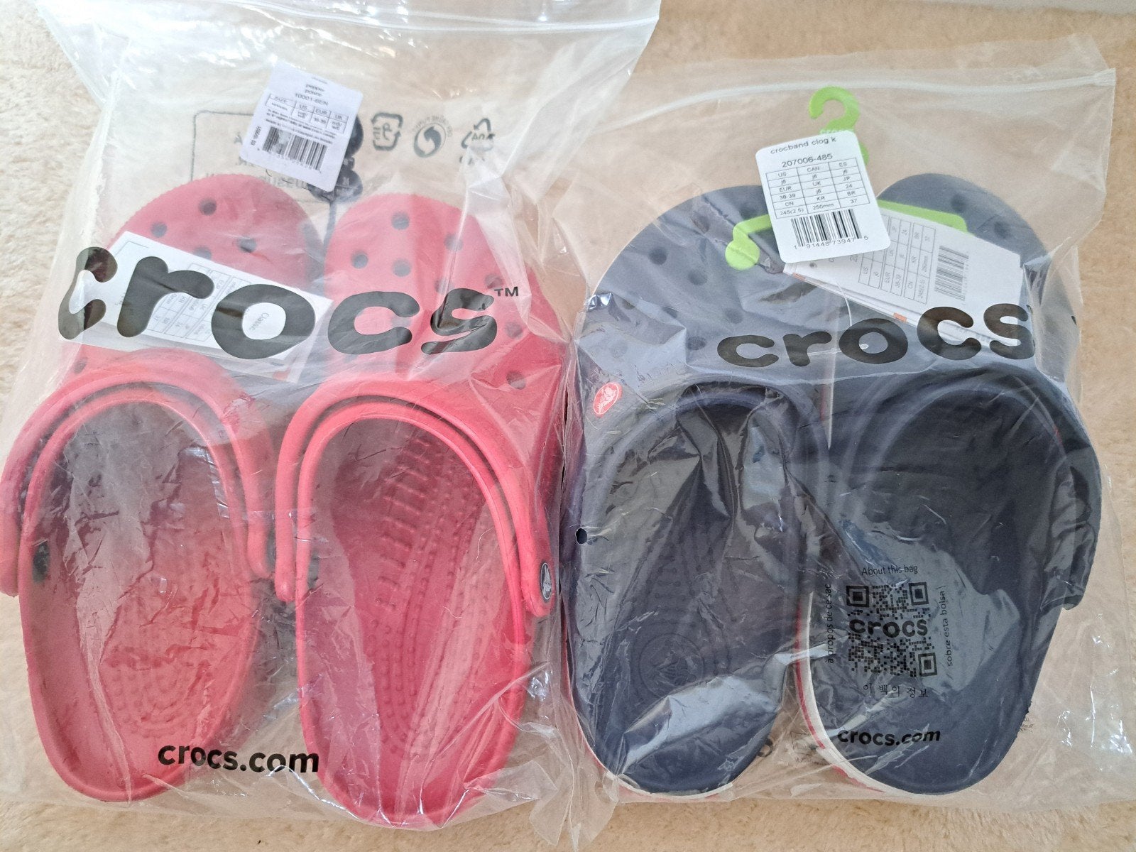 Nieuwe Crocs 2 paar, maat 38-39, Overige kleuren, Nieuw, Crocs, Sandalen of Muiltjes