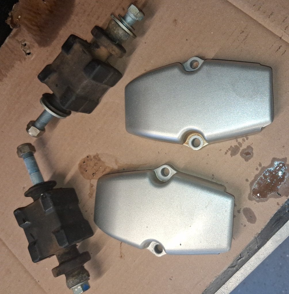 Motorrubber / ophangrubber Honda 20 / 25 / 30 / 35 / 40 / 50, Ophalen of Verzenden, Gebruikt, Motor en Techniek, Zeilboot of Motorboot