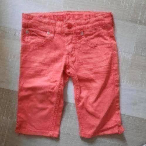 Korte broek 116, Kinderen en Baby's, Kinderkleding | Maat 116, Verzenden, Zo goed als nieuw, Meisje, Broek