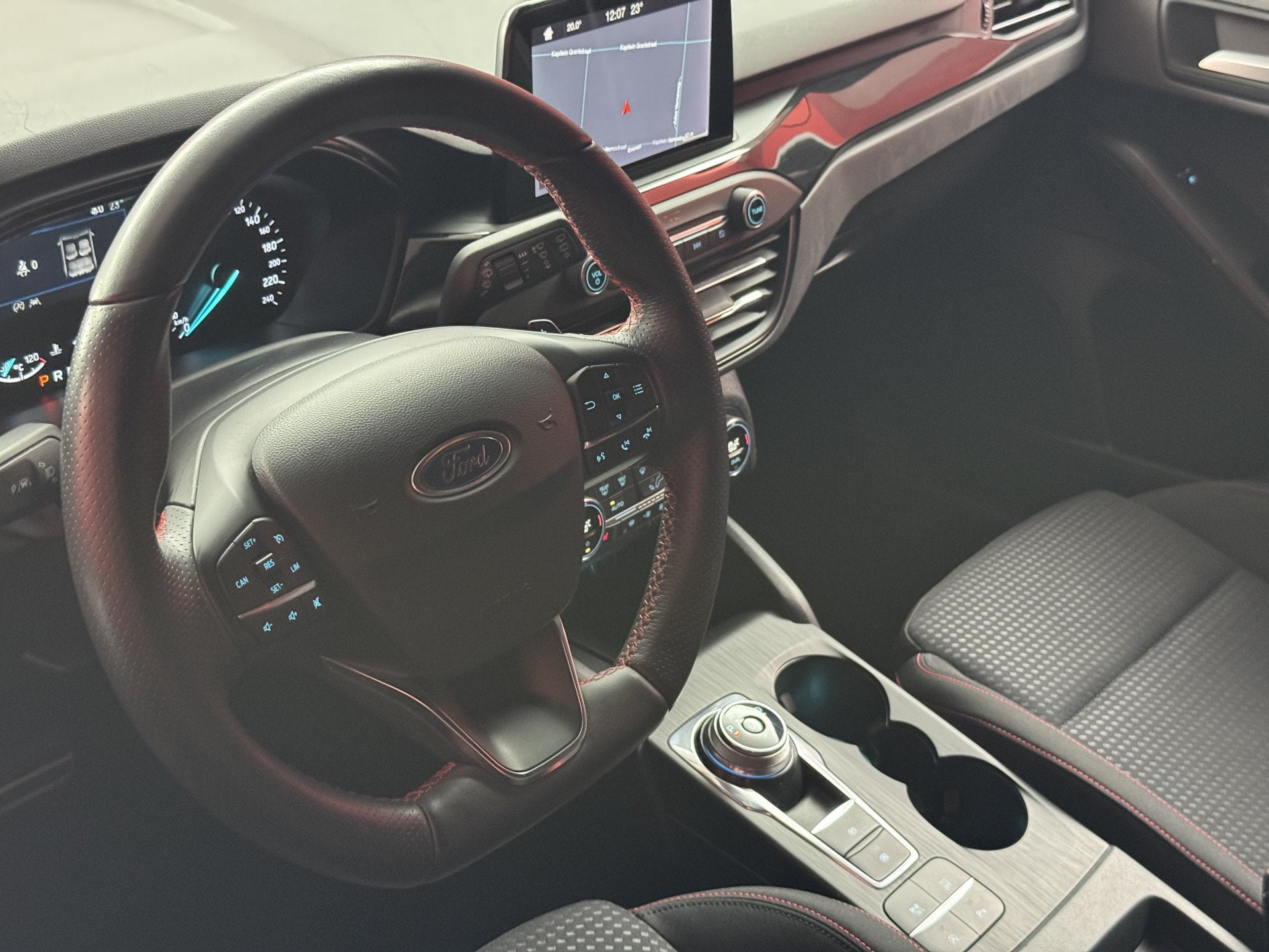 Ford FOCUS Wagon 1.5 EcoBoost ST Line Business | Navigatie |, 1345 kg, Stof, 150 pk, 3 cilinders