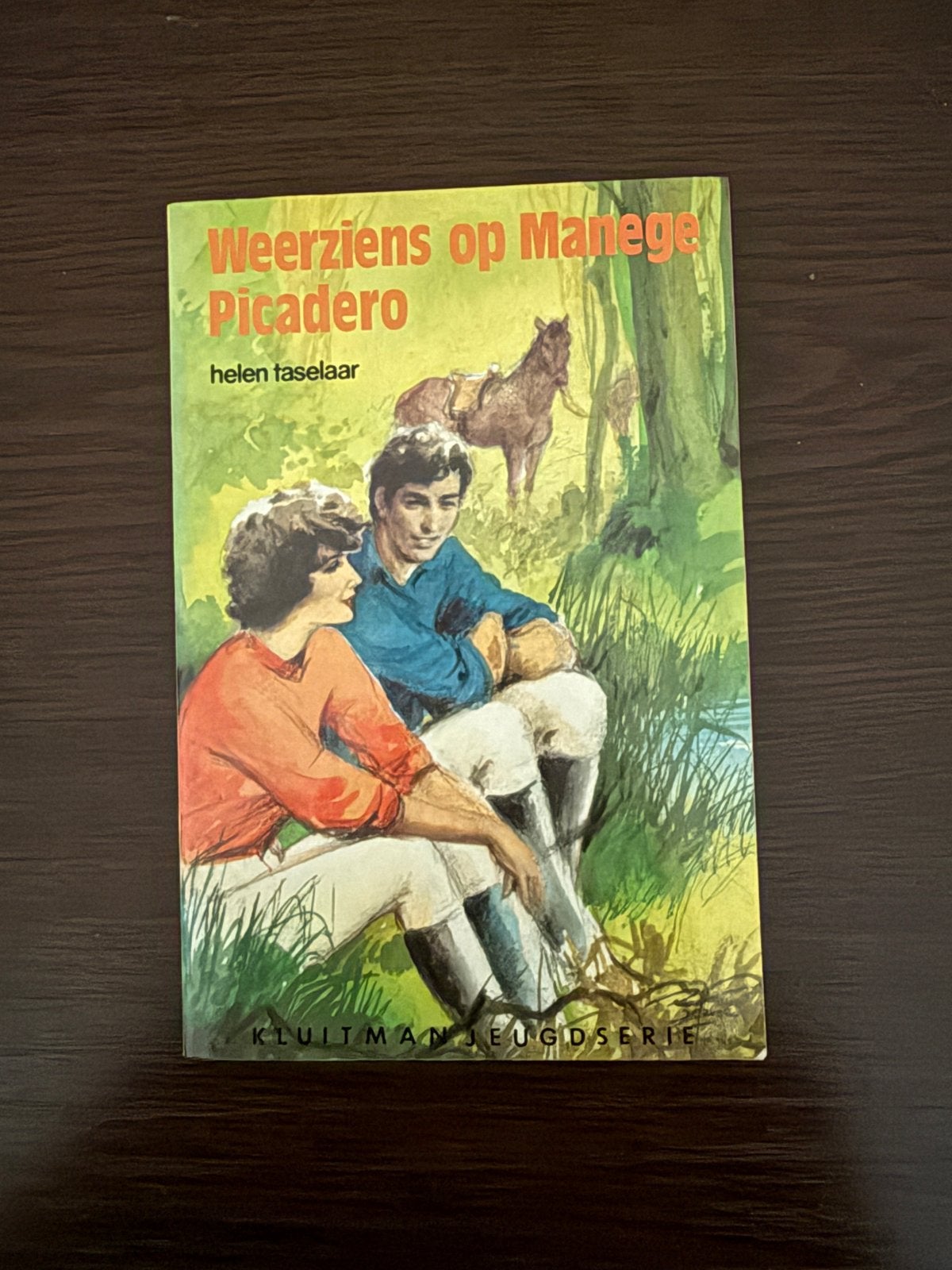 Weerziens op Manege Picadero - Helen Taselaar, Boeken, Ophalen of Verzenden, Gelezen, Fictie