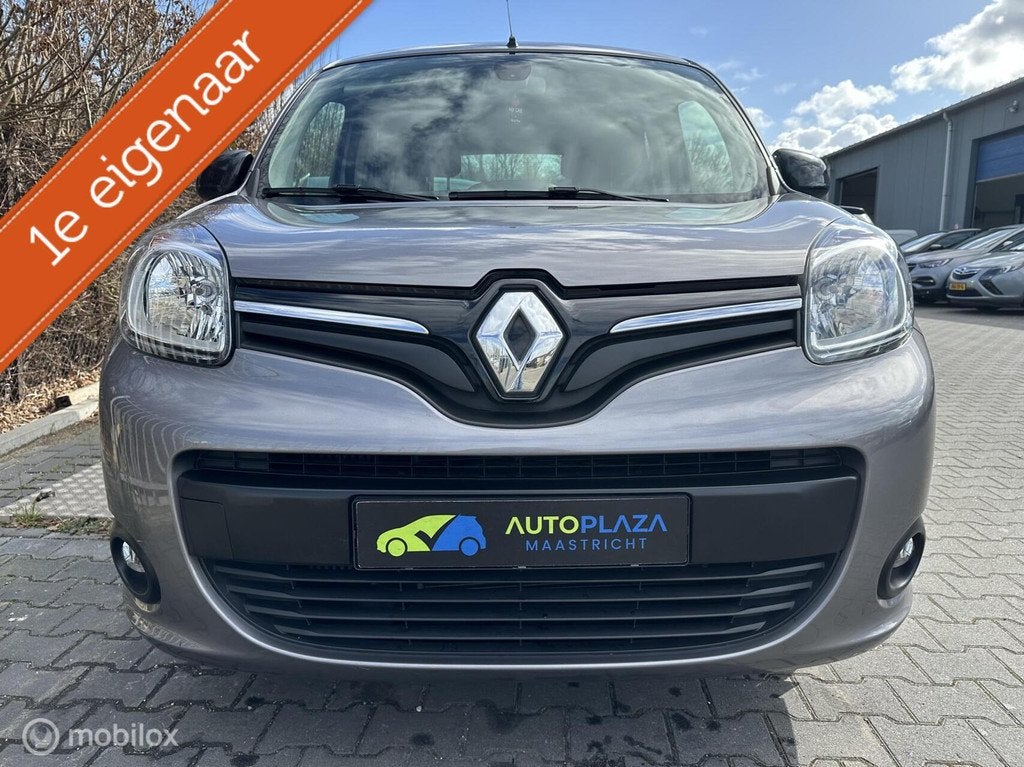 Renault Kangoo Family 1.2 TCe / Rolstoel / invalide /, Auto's, Voorwielaandrijving, Gebruikt, 1295 kg, 4 cilinders