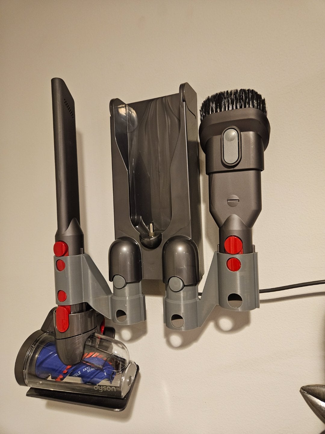Houder voor Dyson stofzuiger en accessoires, Inclusief accessoires, Overige typen, Ophalen of Verzenden, Zo goed als nieuw