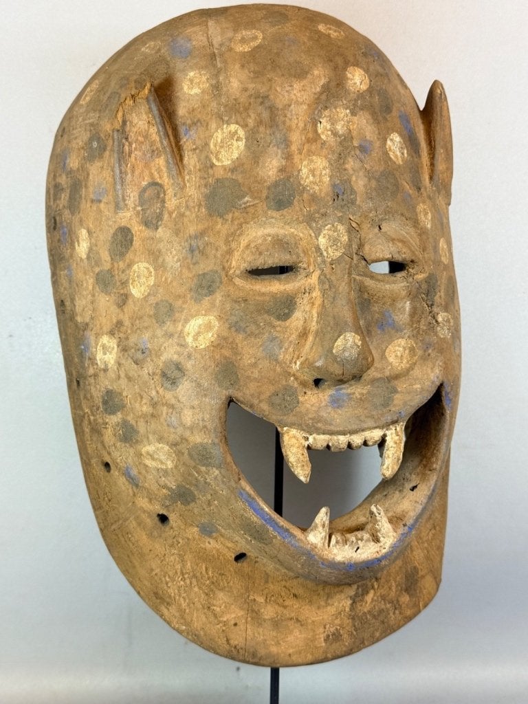 260967 Large Old Afrikaans Luba Kanyok masker - Congo., Ophalen of Verzenden