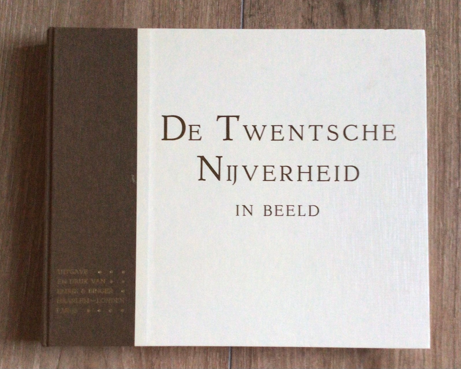 De Twentsche nijverheid in beeld (fabrieksgebouwen), Ophalen of Verzenden, Zo goed als nieuw, Jhr. Mr. H. Smissaert