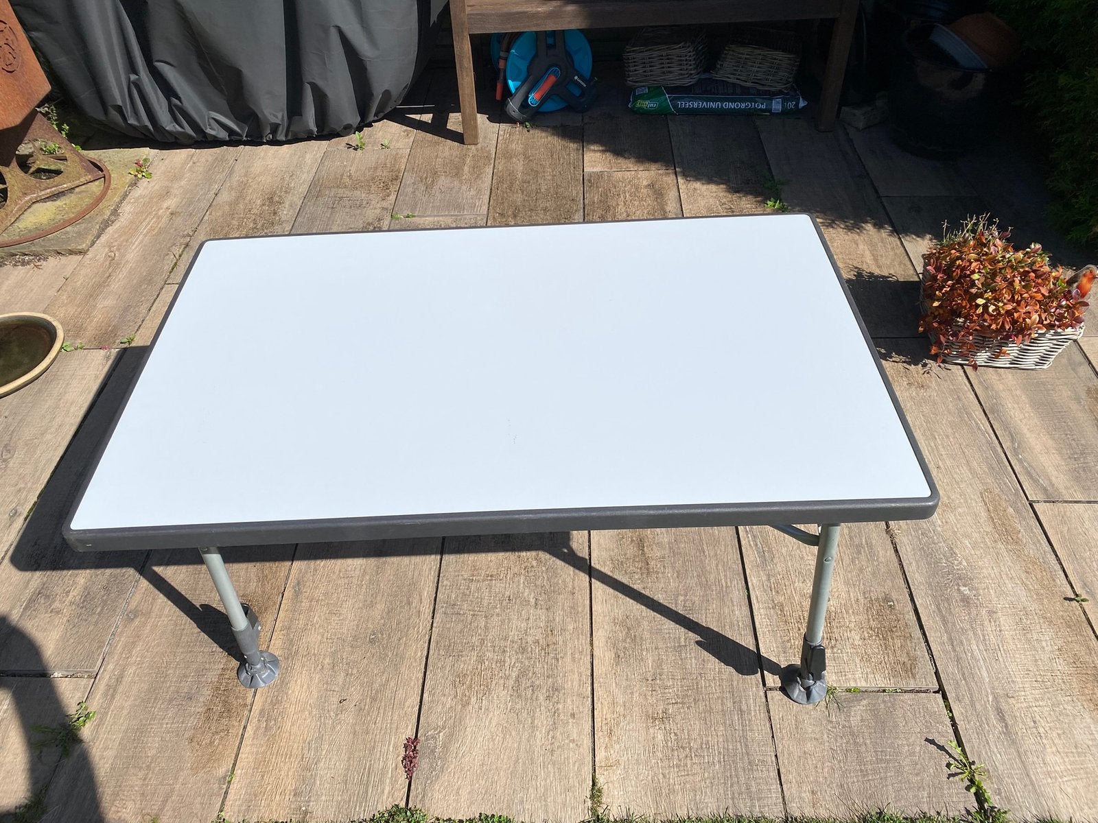 Campingtafel 115 x 70 cm, Caravans en Kamperen, Kampeermeubelen, Ophalen, Zo goed als nieuw, Campingtafel