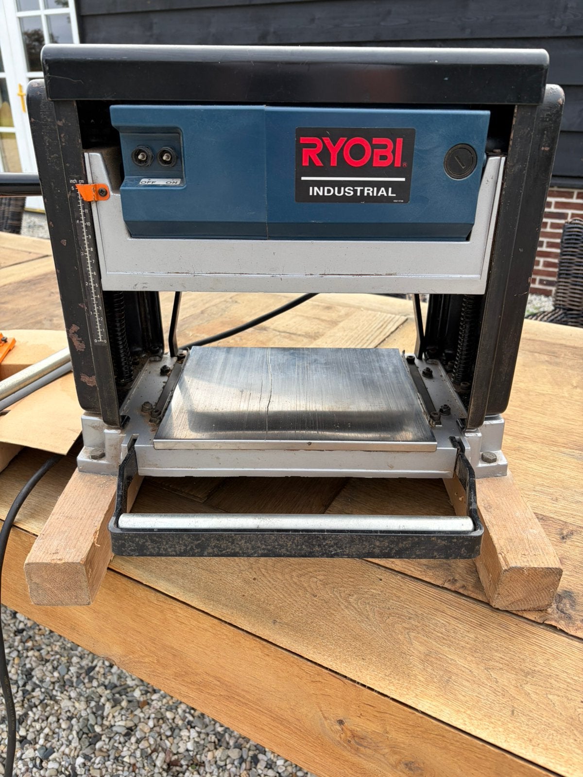 Ryobi VanDikteBank (nieuwe aandrijfriem), Ophalen, Zo goed als nieuw, 1200 watt of meer, 70 mm of meer