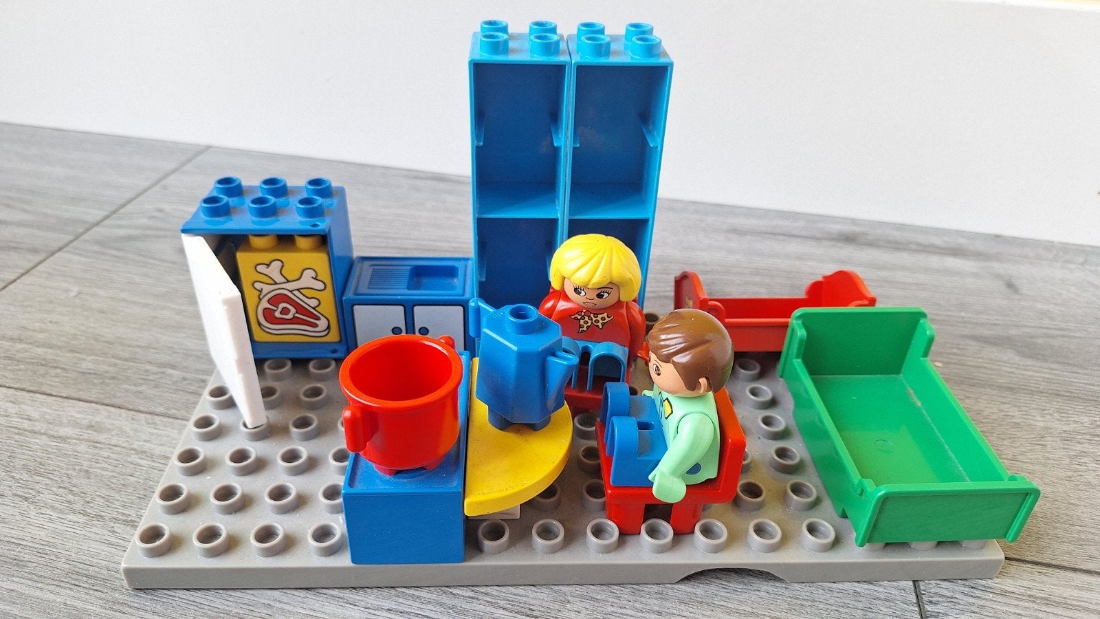 Duplo/Unico speelset met poppetjes en meubels, Kinderen en Baby's, Ophalen of Verzenden, Gebruikt, Overige merken