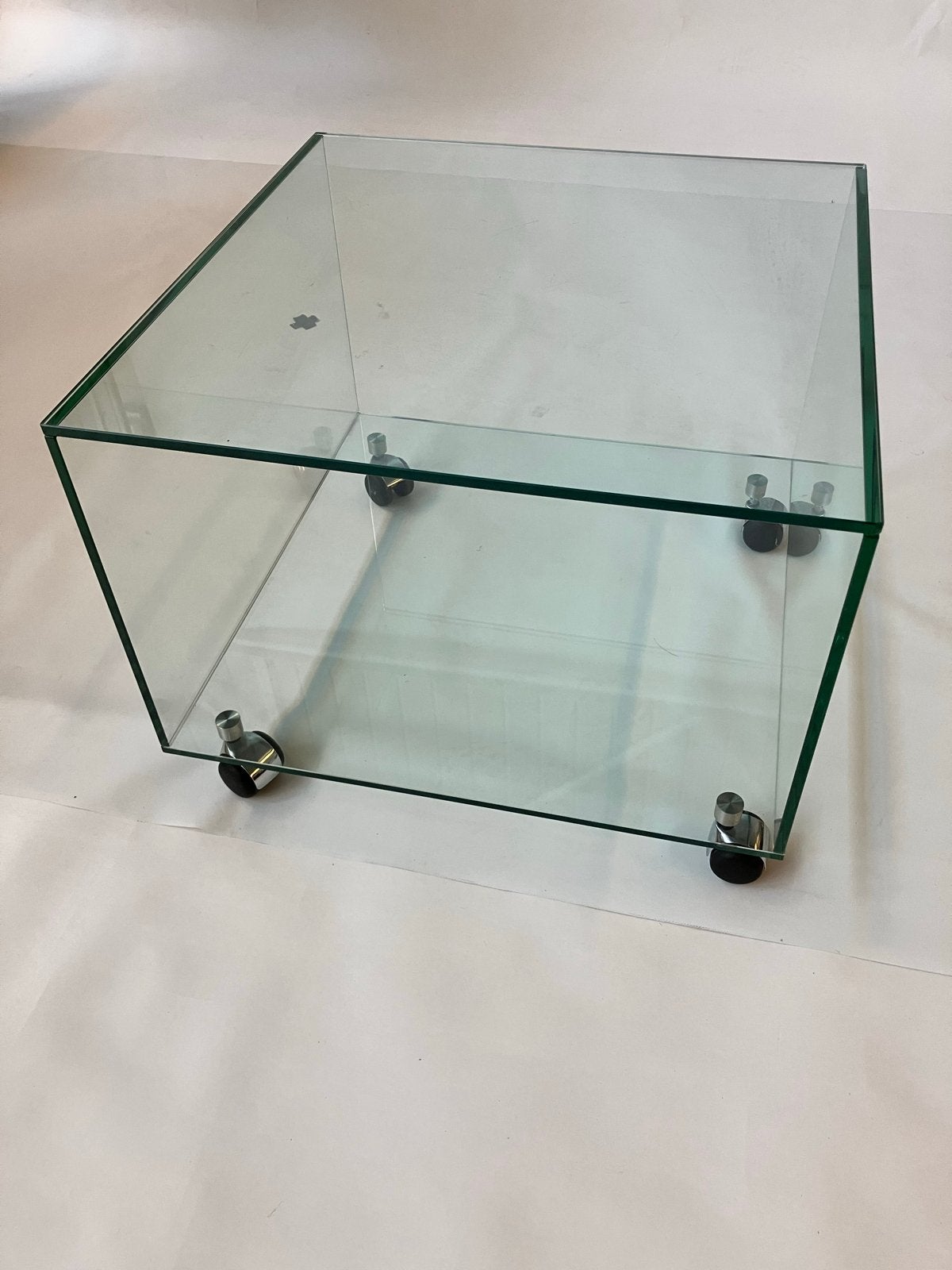 Glazen Salontafel op Wieltjes - Modern Design, Huis en Inrichting, Ophalen, 50 tot 100 cm, Vierkant, 50 tot 100 cm