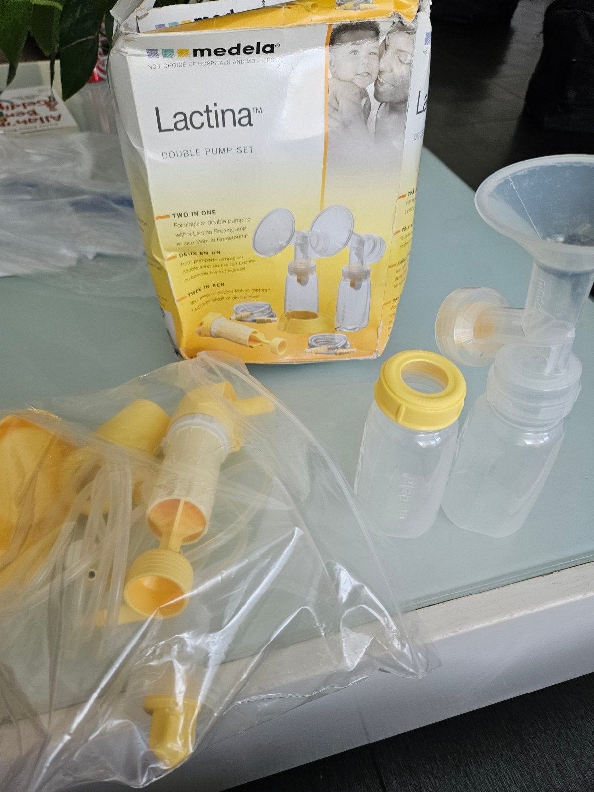 Medela Hand borst kolf, Ophalen of Verzenden, Zo goed als nieuw, Borstkolf