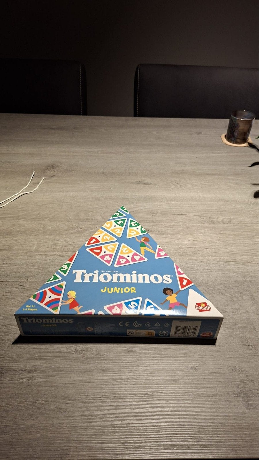 Triominos Junior - Leuk familiespel!, Drie of vier spelers, Ophalen, Zo goed als nieuw, Goliath