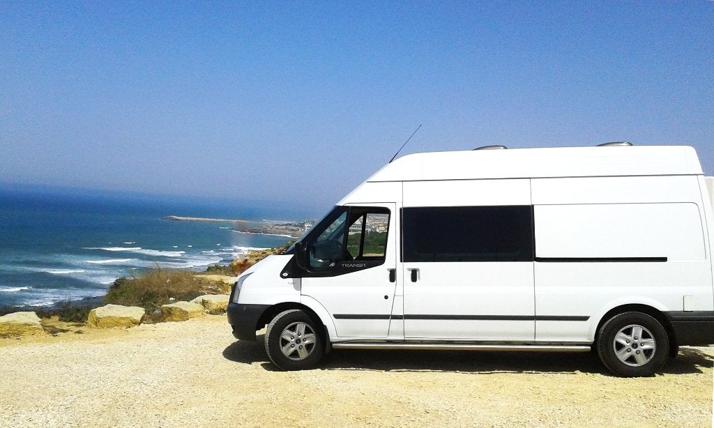 Off grid camperbus Ford Transit 350L 130 107.000km, Caravans en Kamperen, Campers, Chemisch toilet, Dakluik, Ford, Tot en met 2