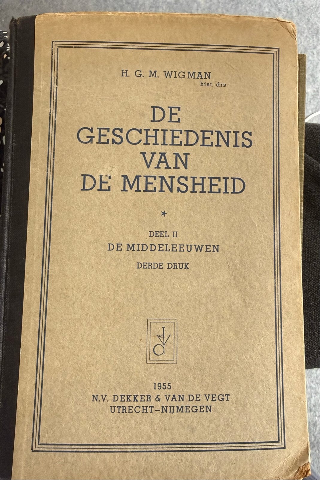 Geschiedenisboek De Middeleeuwen  deel II HGM. Wigman (1955), Ophalen of Verzenden