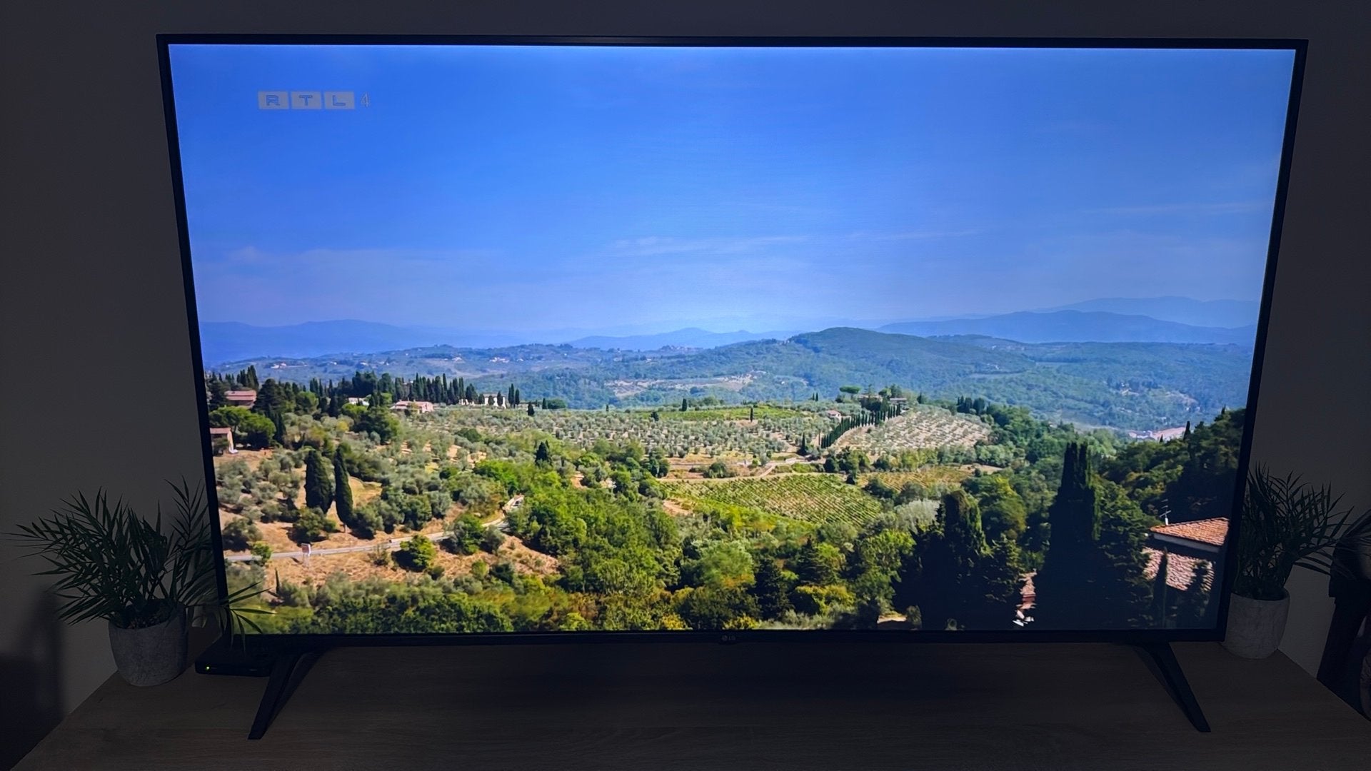 LG 65SK8000PLB 65 inch 4K Smart TV, Ophalen, 50 Hz, Zo goed als nieuw, 100 cm of meer
