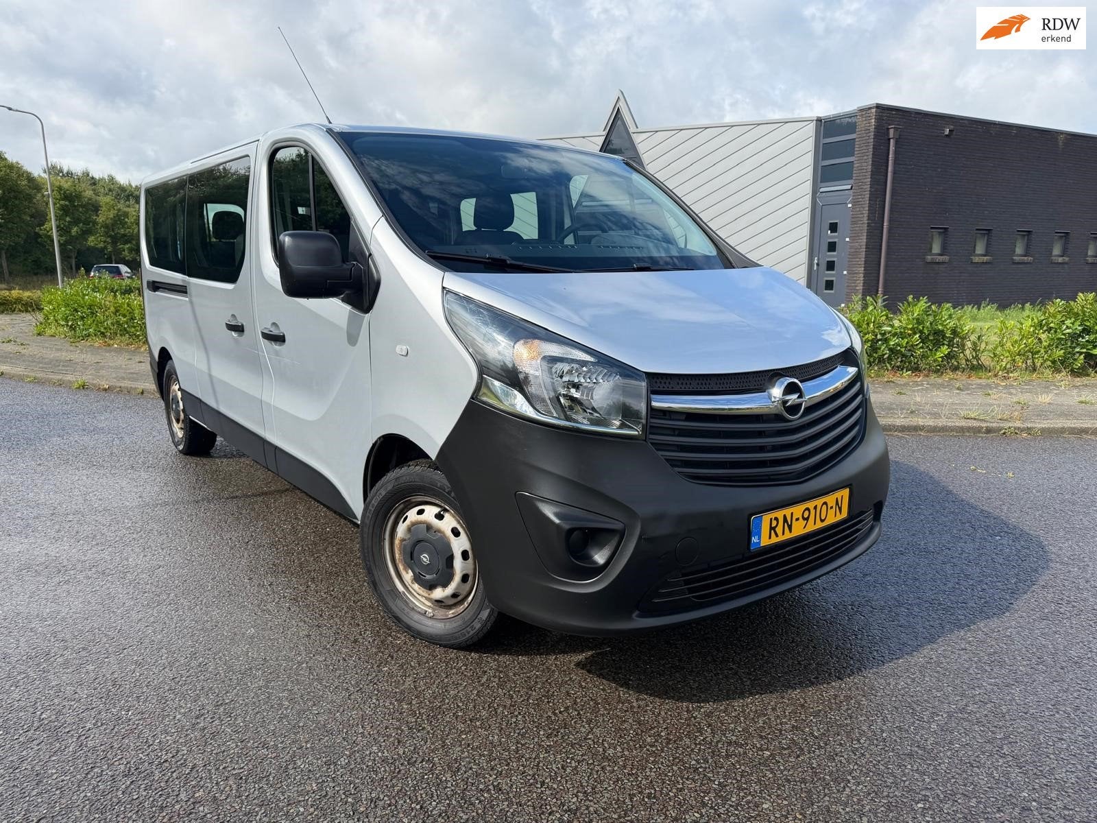 Opel Vivaro Combi 1.6 CDTI L2H1 ecoFLEX | 9 persoons | EX BT, Auto's, Voorwielaandrijving, Stof, 2000 kg, Start-stop-systeem