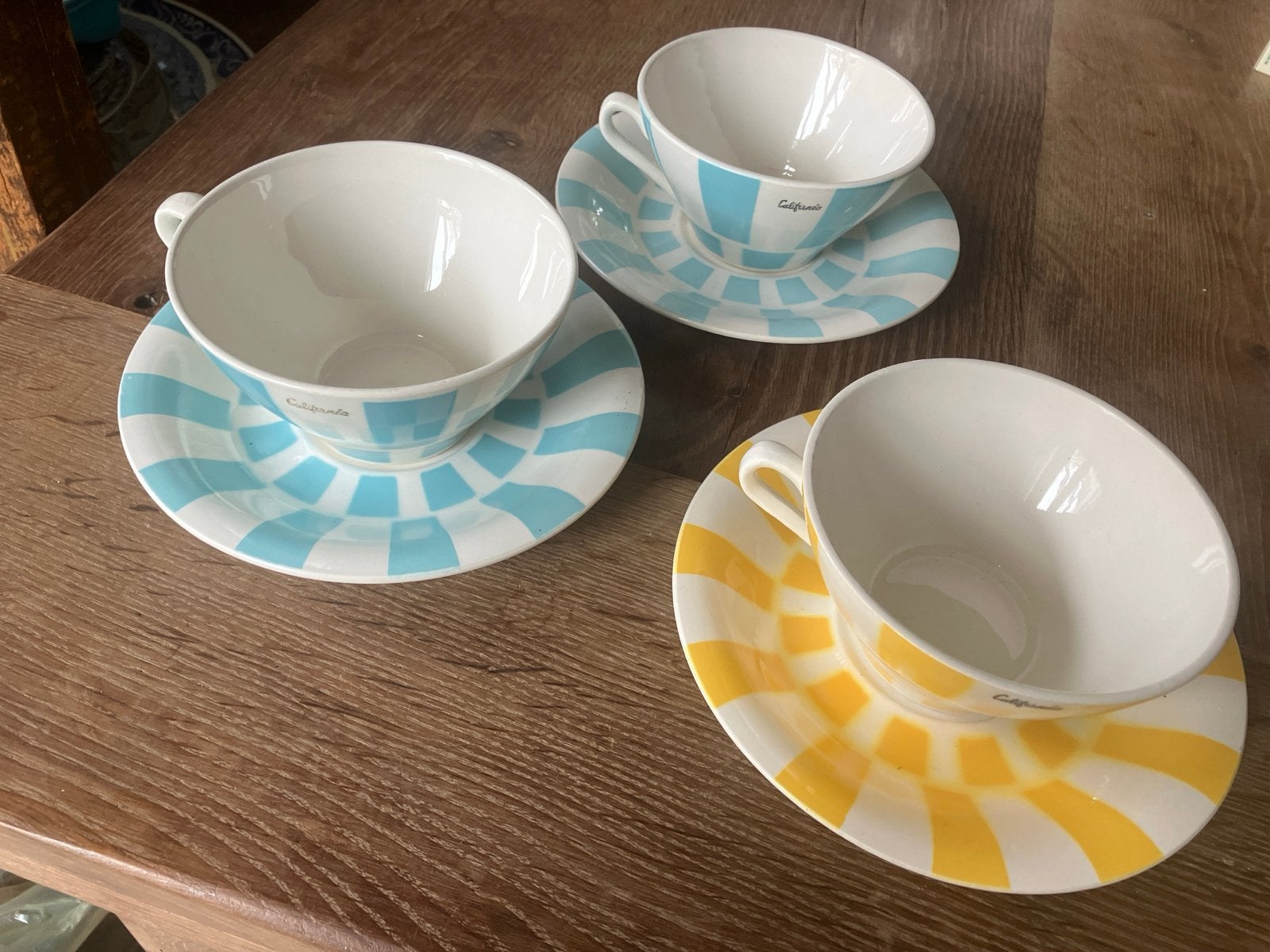 3 Vintage California soepkommen of grote thee / koffiekoppen, Gebruikt, Overige merken, Keramiek, Vintage