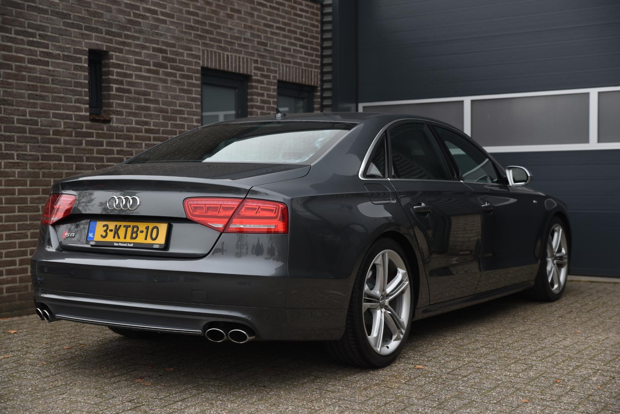 Audi S8 4.0 TFSI S8 quattro Pro Line+, Auto's, Audi, Automaat, Gebruikt, Vierwielaandrijving, 129 €/maand