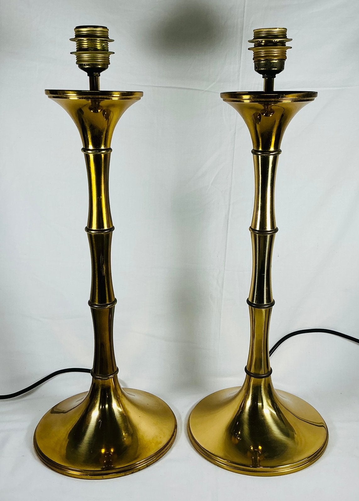 Een paar vintage lampen design Ingo Maurer voor designM, Antiek en Kunst, Kunst | Designobjecten, 56 cm, Verzenden, Goud, Set