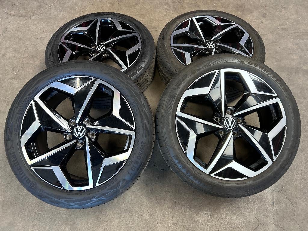 19 inch originele Andoya velgen + zomerbanden VW ID.3, Auto-onderdelen, Banden en Velgen, 19 inch, Banden en Velgen, Ophalen of Verzenden