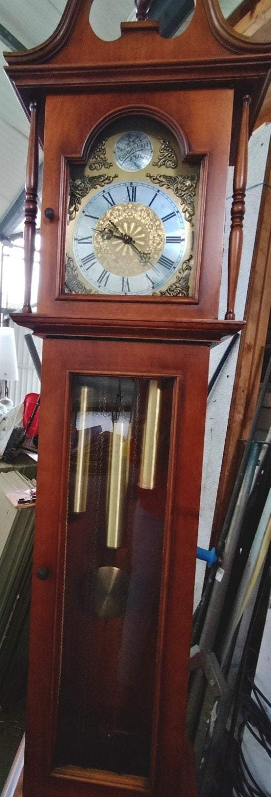 Klassieke staande klok met messing accenten, Ophalen