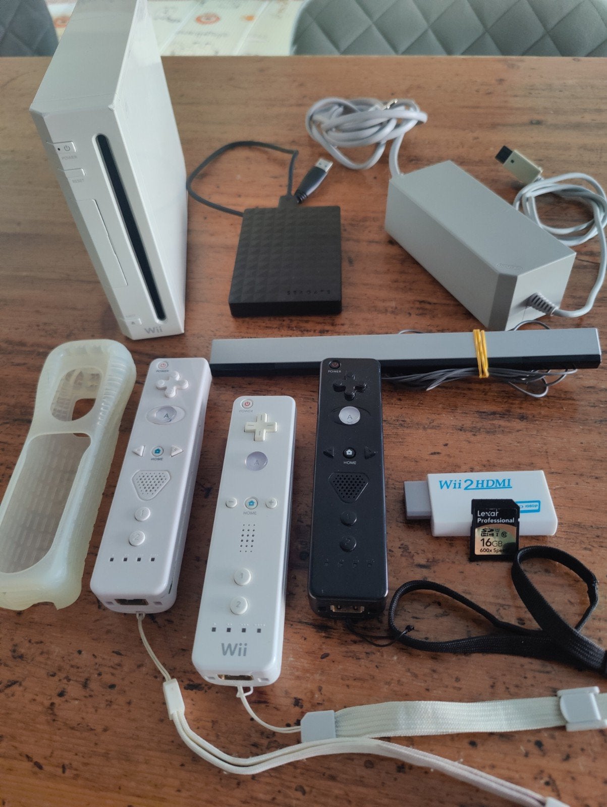 Nintendo Wii met 3 controllers en heel veel games, Spelcomputers en Games, Spelcomputers | Nintendo Wii, Ophalen, Gebruikt, Met 3 controllers of meer