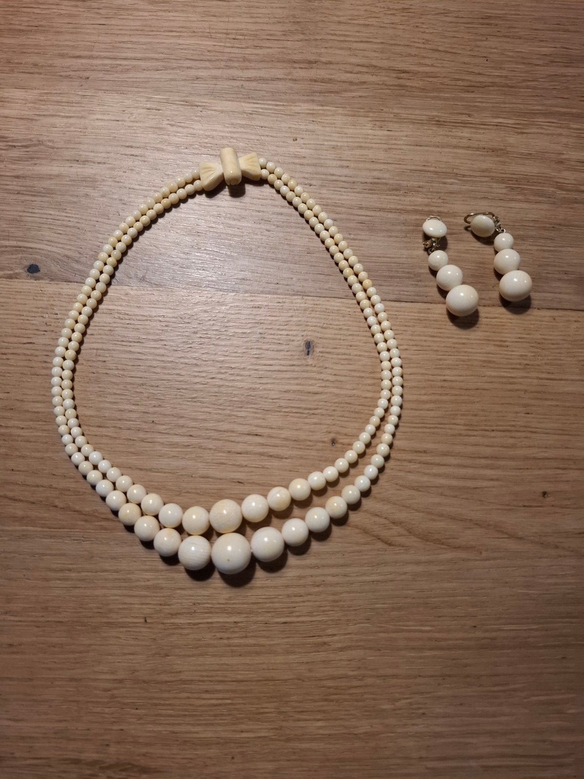 Set van benen ketting plus benen oorbellen met clips., Ophalen of Verzenden