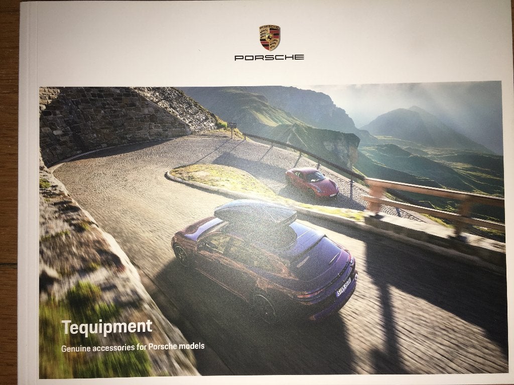 Porsche Tequipment brochure folder 911 718 Macan Cayenne man, Ophalen of Verzenden, Zo goed als nieuw, Porsche
