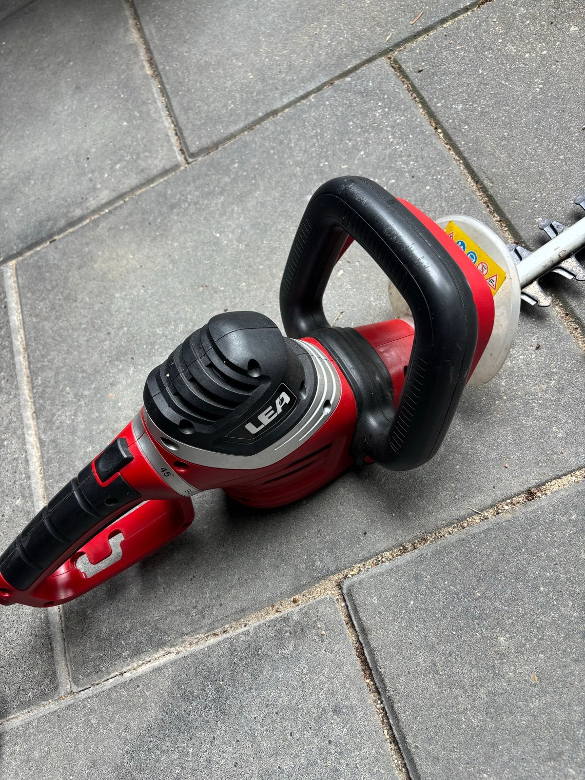 Elektrische heggenschaar LEA 70cm bladlengte, Tuin en Terras, Heggenscharen, Ophalen, Gebruikt, Elektrisch