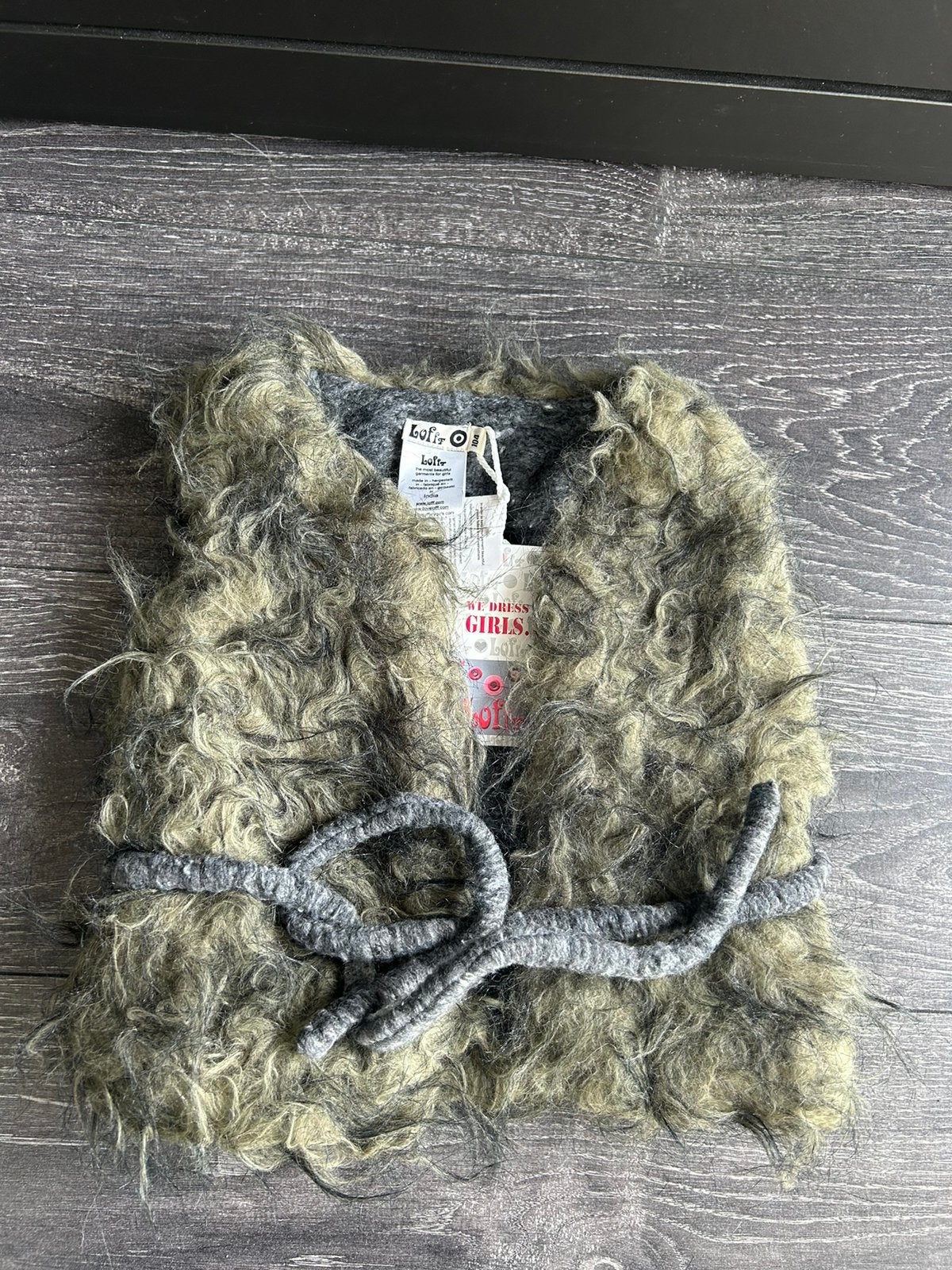 Nieuwe reversible bodywarmer van Lofff maat 104, Kinderen en Baby's, Ophalen of Verzenden, Nieuw, Meisje, Jas