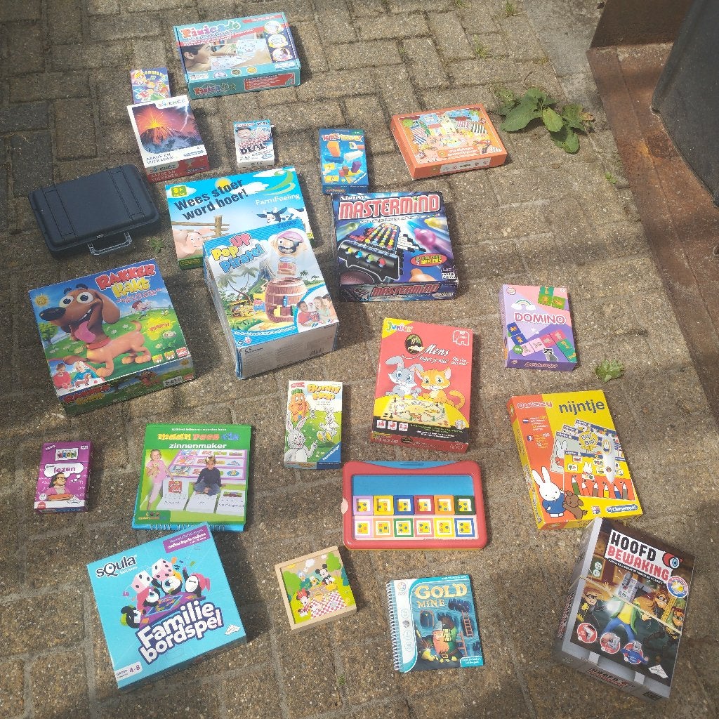 Veel spelletjes, diverse leeftijden, Kinderen en Baby's, Ophalen of Verzenden, Gebruikt, Taal en Lezen, Met licht