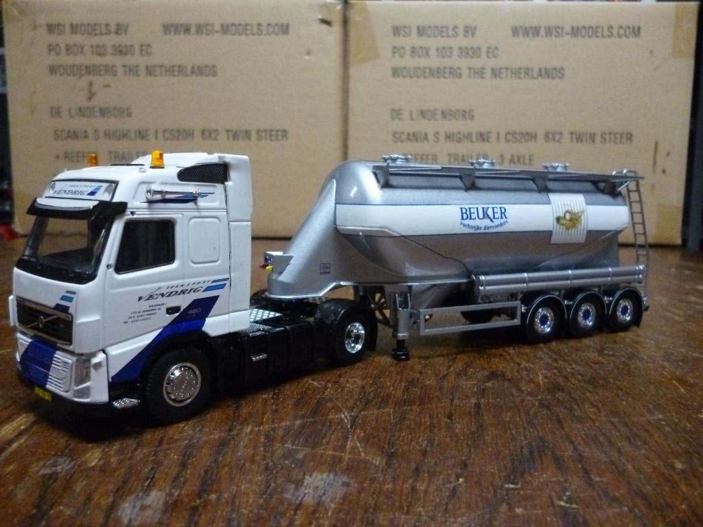 Tekno Volvo FH3 Beukers diervoeders met certificaat, Hobby en Vrije tijd, Modelauto's | 1:50, Nieuw, Bus of Vrachtwagen, Tekno