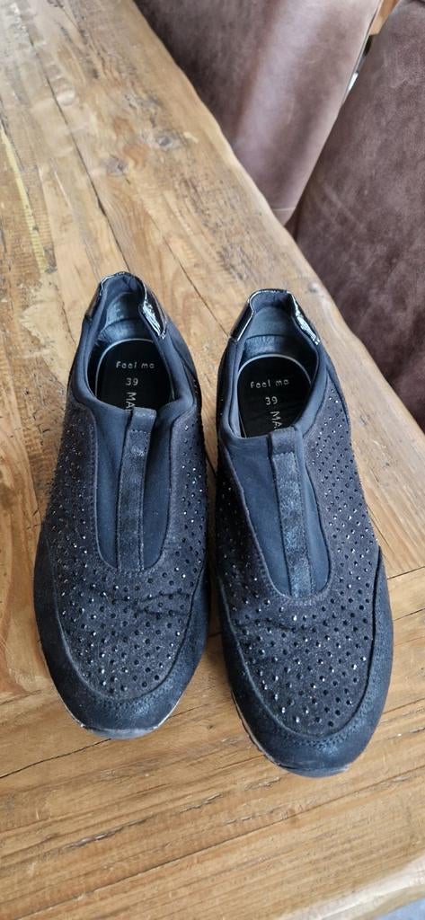 Instap sneakers zwart

Met zwarte studs

Marco tozzi, Kleding | Dames, Schoenen, Ophalen of Verzenden, Zo goed als nieuw, Zwart