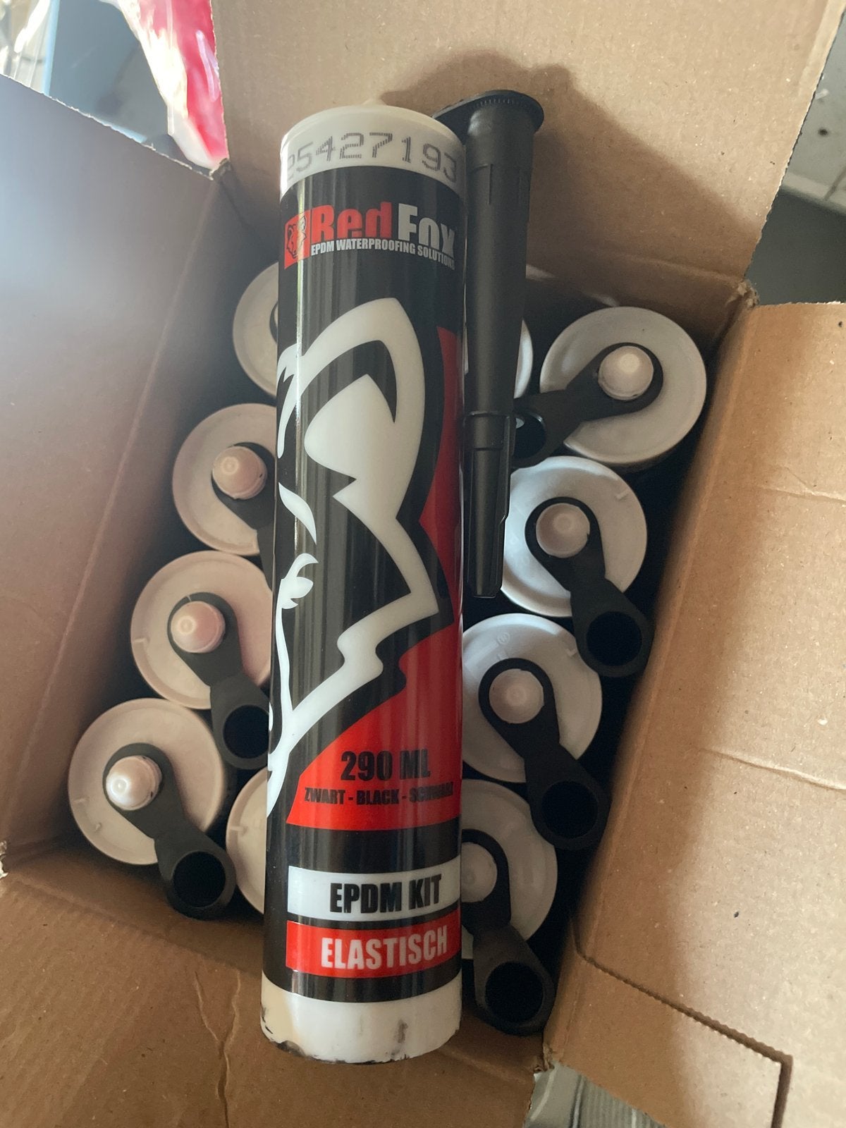 12 stuks Red Fox EPDM Kit Elastisch Zwart 290 ML, Zwart, Nieuw, Ophalen of Verzenden, Verf