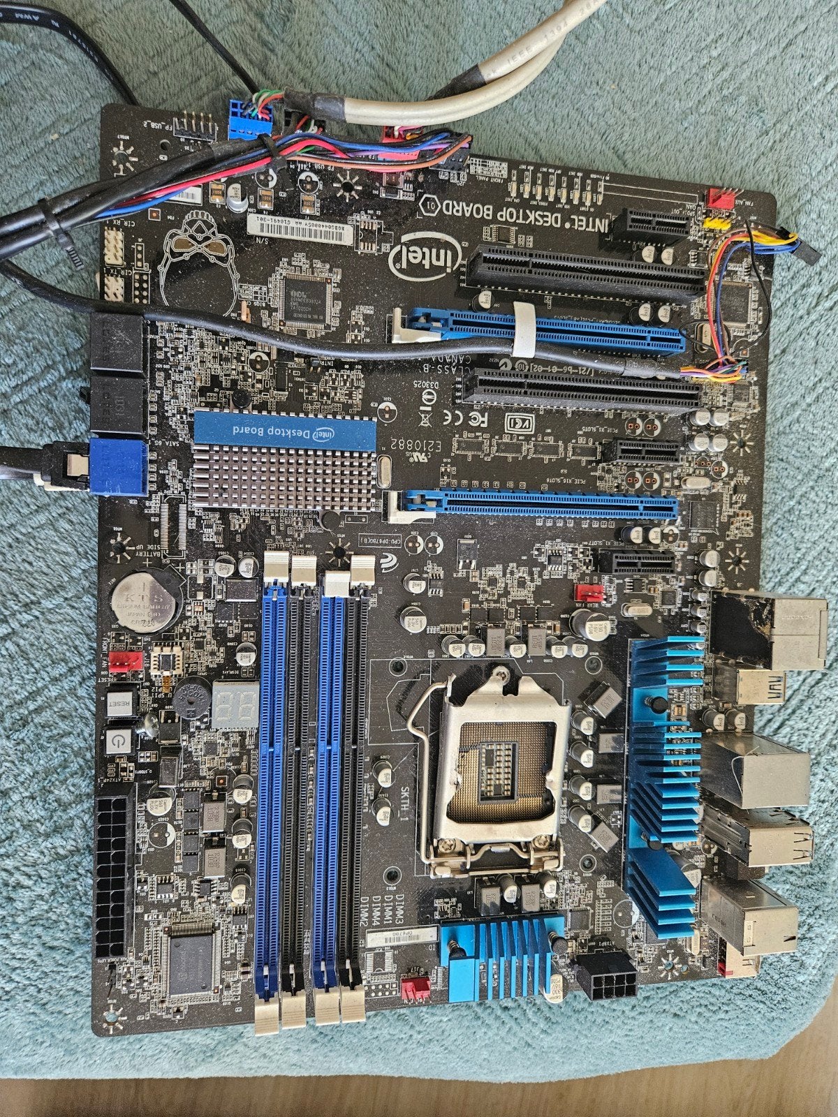 Intel Desktop Board DP67BG Moederbord, Gebruikt, DDR3, Ophalen of Verzenden, ATX
