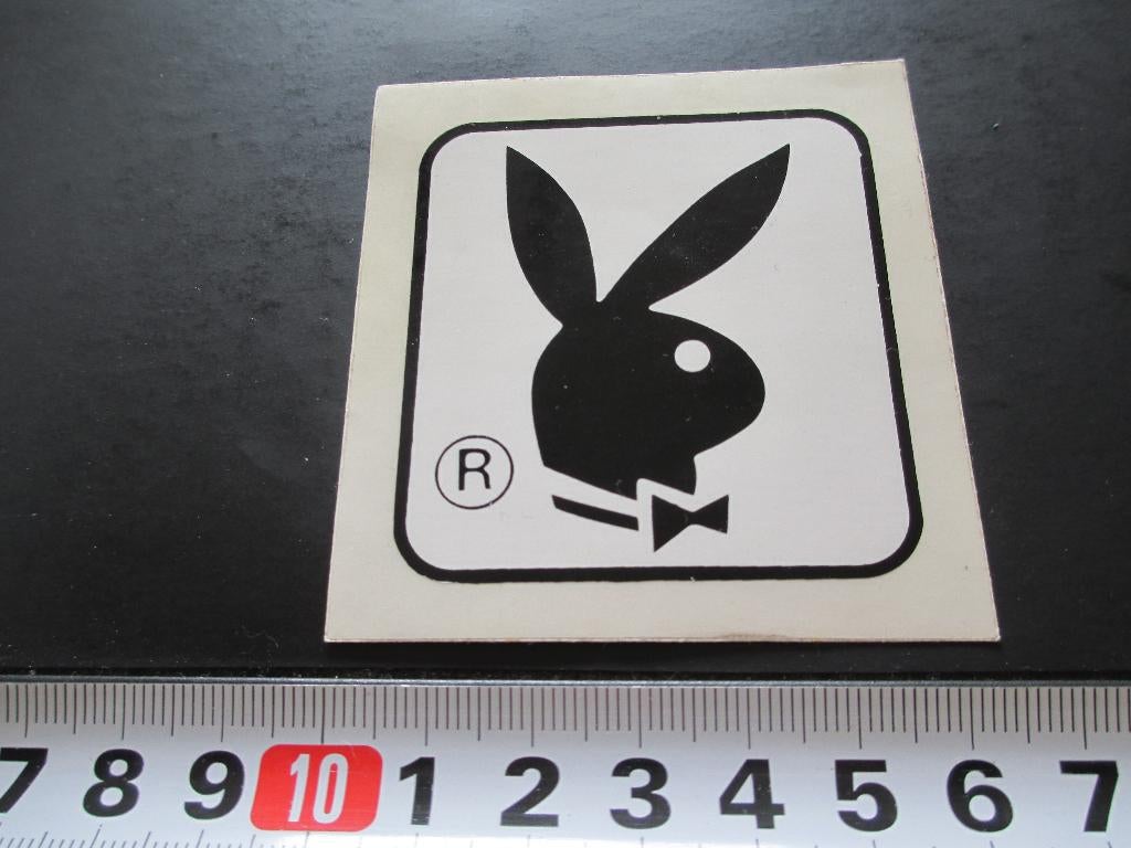sticker playboy play boy bunny zwart op wit, Verzamelen, Stickers, Zo goed als nieuw, Ophalen