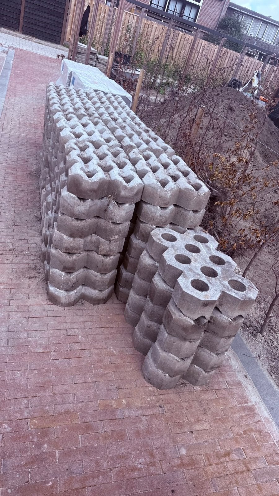 2e hands grastegels 60x40x12 cm - 17 m², Ophalen, Gebruikt, Overige typen, 10 m² of meer