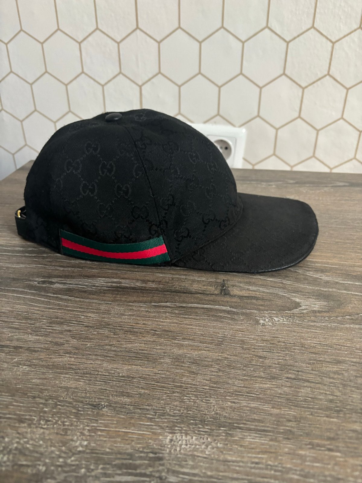 Gucci pet, Kleding | Dames, Ophalen of Verzenden, Zo goed als nieuw, One size fits all, Pet