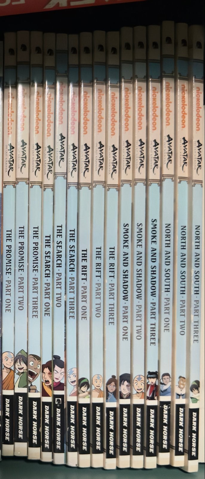 The Promised Neverland & Avatar: The Last Airbender Comics, Meerdere stripboeken, Ophalen of Verzenden, Gelezen