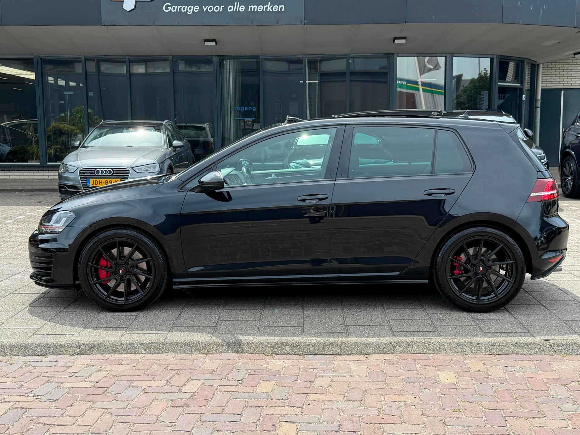 Volkswagen Golf 2.0 TSI GTI Performance l PANO, Gebruikt, Euro 6, 4 cilinders, 1984 cc
