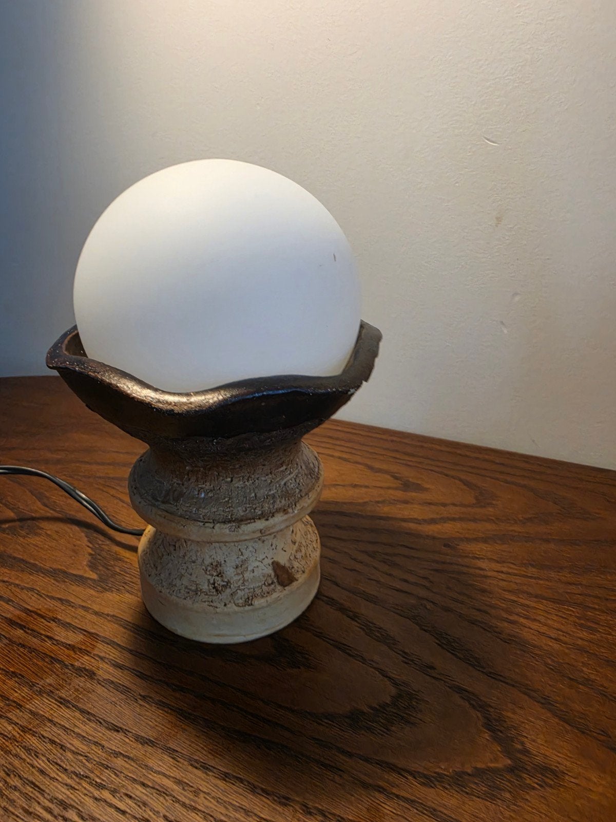 vintage bollamp keramiek gemateerd glas, Huis en Inrichting, Lampen | Tafellampen, Glas, Vintage, 20 cm, Ophalen of Verzenden